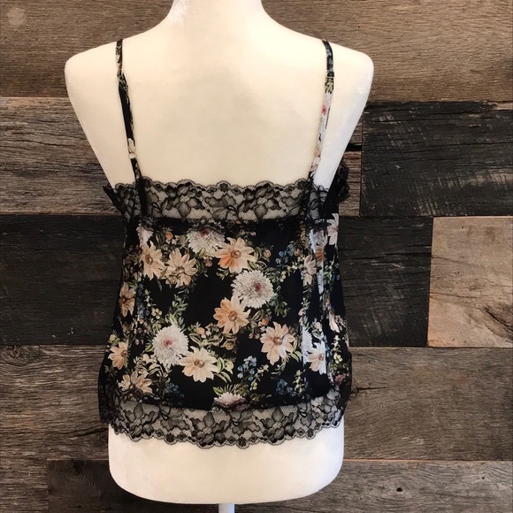 Icons Lace Trim Flower Cami - Picture 2 of 4